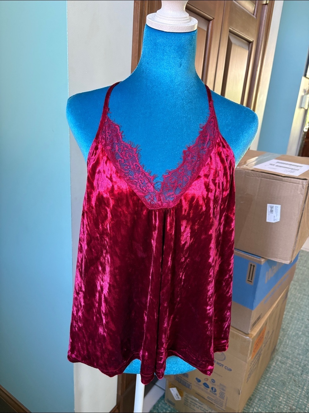ILLA ILLA   Halter top luscious crimson red crushed velvet    Size M